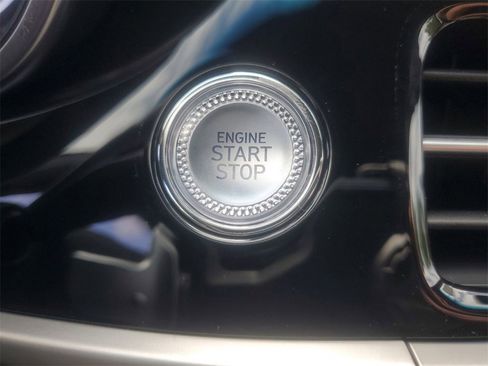 Used 2025 Genesis G70 2.5T w/ Sport Prestige Package image 26