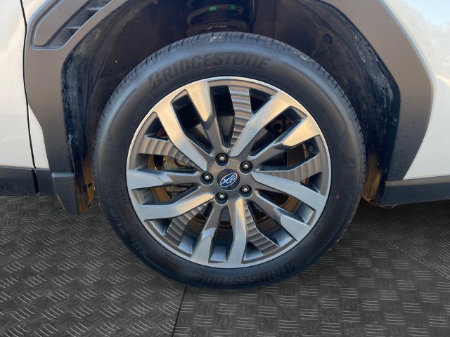 Certified 2025 Subaru Forester Touring AWD/4WD image 14