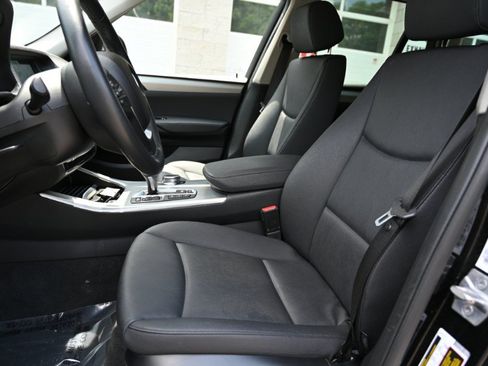 Used 2017 BMW X3 xDrive28i AWD/4WD image 12