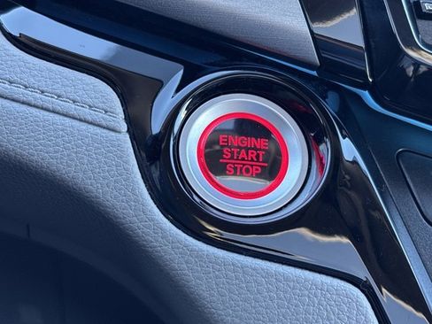 Used 2023 Honda Odyssey Touring image 36