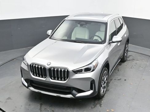 New 2026 BMW X1 xDrive28i w/ Convenience Package image 44