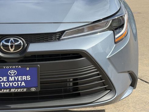 Certified 2026 Toyota Corolla LE FWD image 4