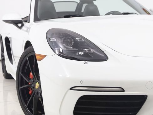 Used 2017 Porsche 718 Boxster S RWD image 21