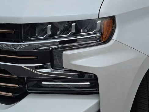 Used 2020 Chevrolet Silverado 1500 High Country w/ Technology Package image 31