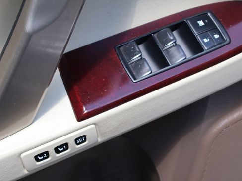 Used 2019 Lexus GX 460 Premium w/ Premium Package AWD/4WD image 19