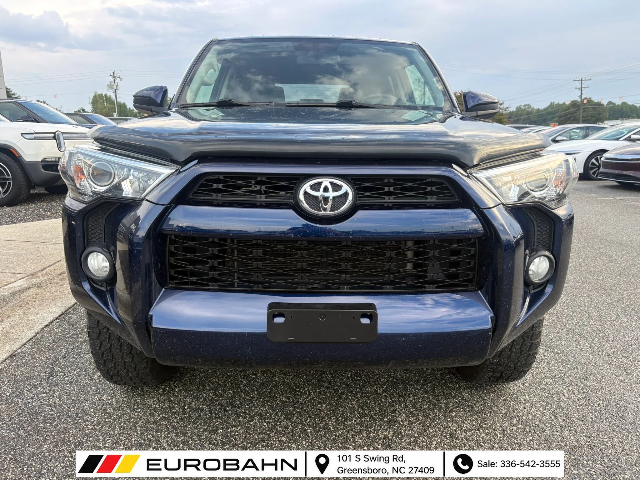 Used 2015 Toyota 4Runner SR5 AWD/4WD image 24