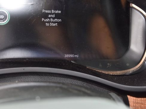 Used 2024 RAM 3500 Limited image 9