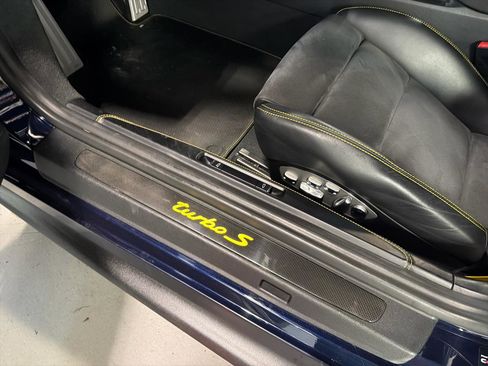 Used 2018 Porsche 911 Turbo S AWD/4WD image 20