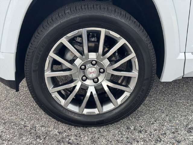 Used 2026 GMC Terrain Denali AWD/4WD image 10