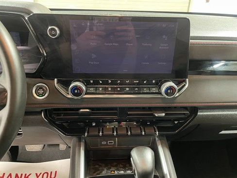 Used 2023 Chevrolet Colorado Z71 w/ Z71 Convenience Package 2 image 16