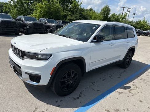 Used 2021 Jeep Grand Cherokee L Limited w/ Trailer Tow Group (B) AWD/4WD image 2