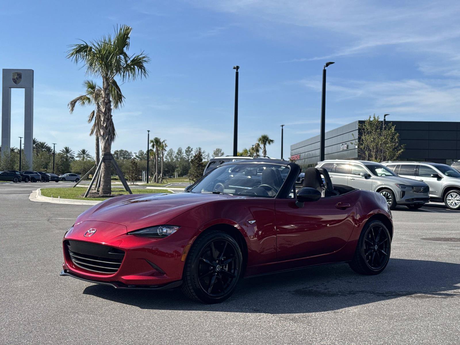 Used 2022 MAZDA MX-5 Miata Club RWD image 7