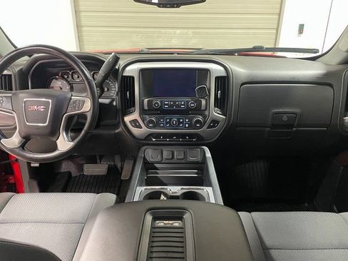 Used 2018 GMC Sierra 1500 SLE w/ Suspension Package, Off-Road AWD/4WD image 13