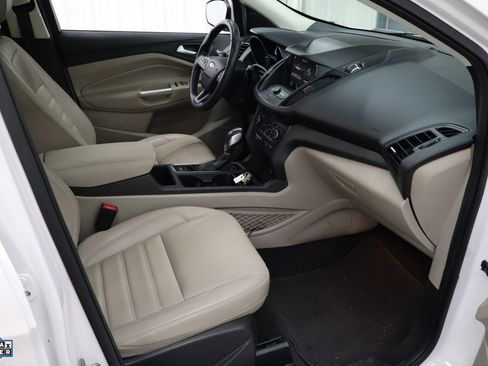 Used 2019 Ford Escape SEL image 29