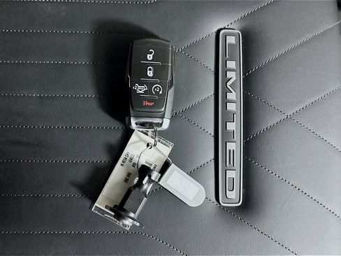 New 2026 RAM 3500 Limited w/ Towing Technology Group image 20