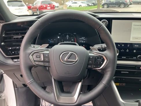 Used 2026 Lexus TX 350 350 Premium w/ Technology Package image 13