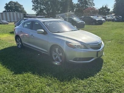 Used 2014 Acura ILX w/ Technology Package