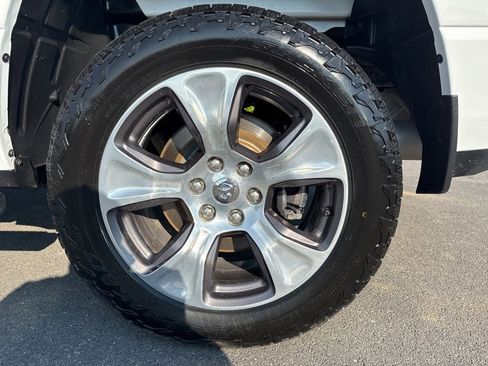 Used 2023 RAM 1500 Laramie AWD/4WD image 14