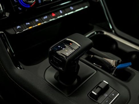 New 2026 GMC Sierra 1500 AT4 w/ Technology Package image 18