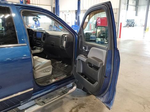 Used 2015 Chevrolet Silverado 2500 LTZ w/ LTZ Plus Package AWD/4WD image 17
