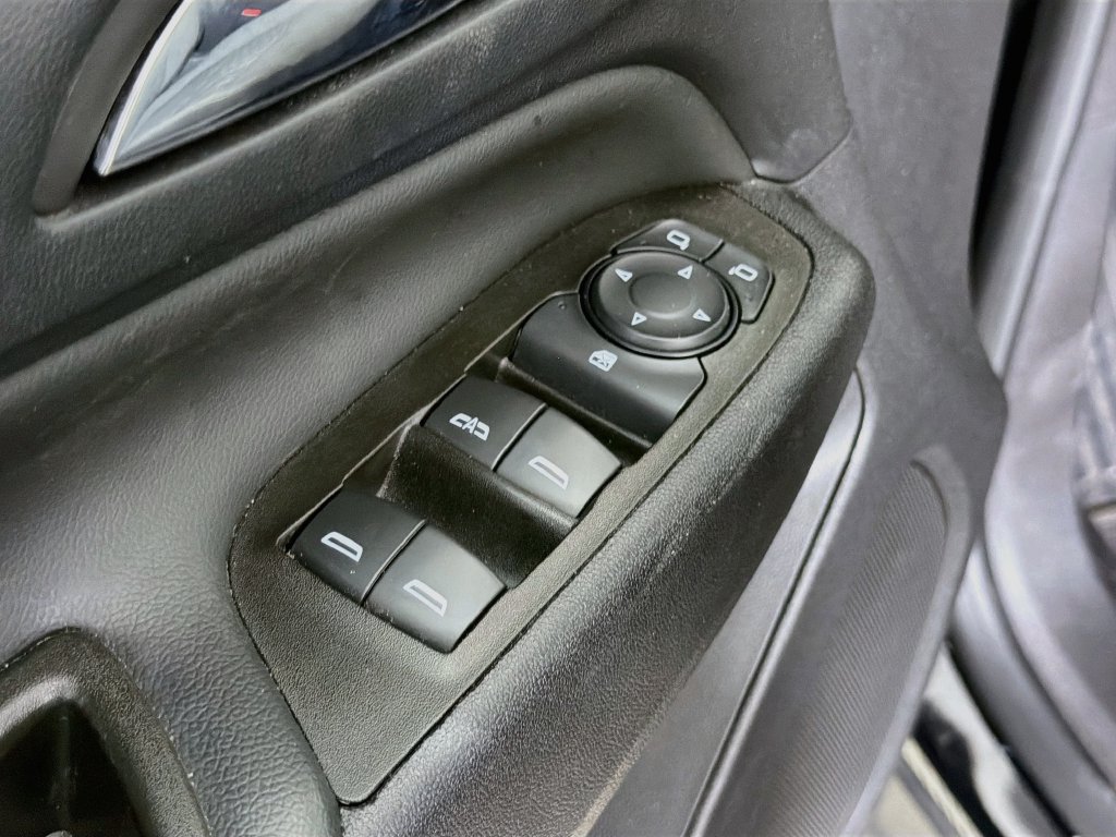 Used 2023 Chevrolet Equinox LT AWD/4WD image 21