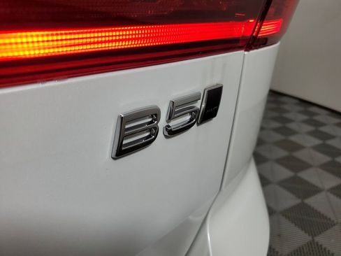 Used 2026 Volvo XC60 B5 Ultra w/ Protection Package Premier image 7