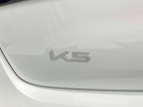 New 2025 Kia K5 EX FWD image 8