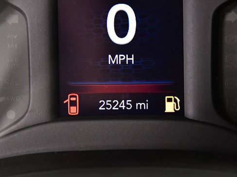 Used 2023 RAM 1500 Big Horn AWD/4WD image 18