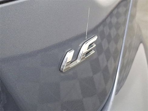 Used 2022 Toyota Corolla LE image 29