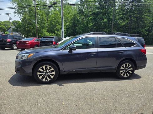 Used 2017 Subaru Outback 2.5i Limited AWD/4WD image 27