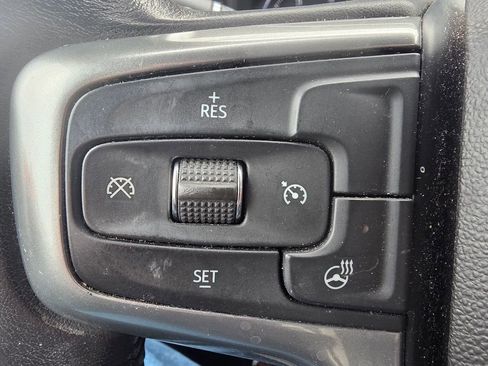 Used 2022 Chevrolet Silverado 2500 LT w/ Convenience Package image 6