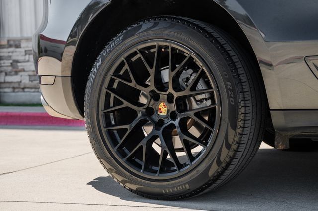 Used 2018 Porsche Macan S AWD/4WD image 41