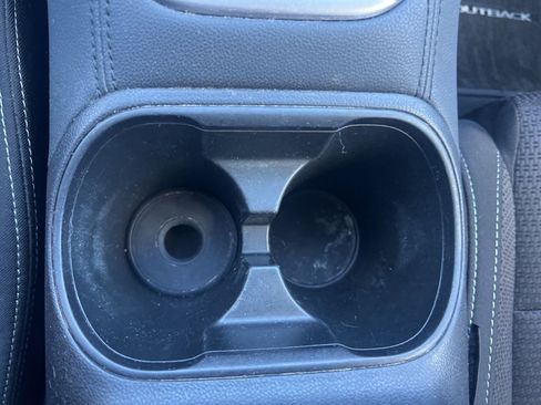 Used 2023 Subaru Outback Premium image 19