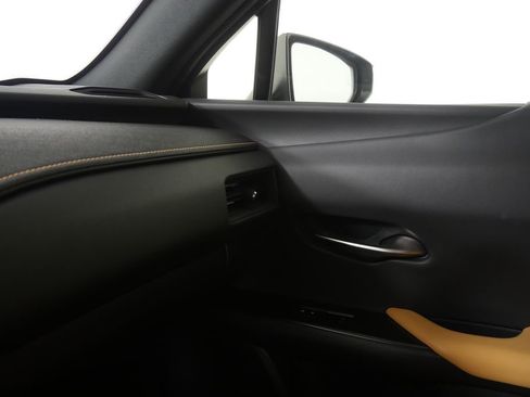 Used 2025 Lexus UX 300h FWD image 30