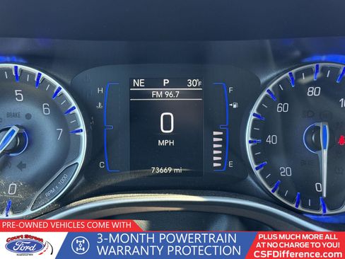 Used 2023 Chrysler Voyager LX image 13