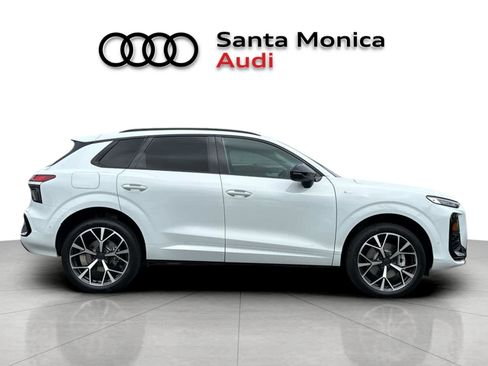 New 2026 Audi Q3 quattro 2.0T AWD/4WD image 8