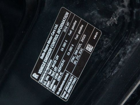 Used 2018 Rolls-Royce Ghost image 18