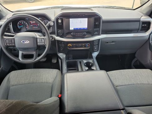 Used 2022 Ford F150 XLT w/ Trailer Tow Package RWD image 11
