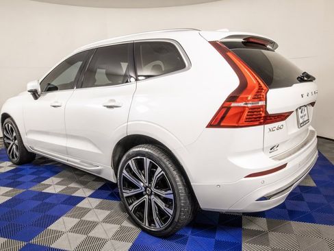 Used 2023 Volvo XC60 B5 Ultimate w/ Climate Package image 7