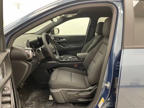 New 2026 Chevrolet Equinox LT AWD/4WD image 8