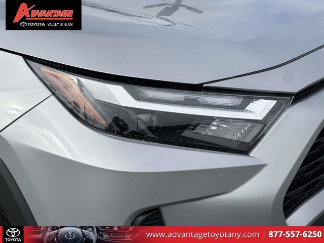 Certified 2025 Toyota RAV4 XLE AWD/4WD image 12