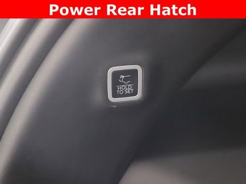 Used 2024 Jeep Wagoneer Launch Edition image 30