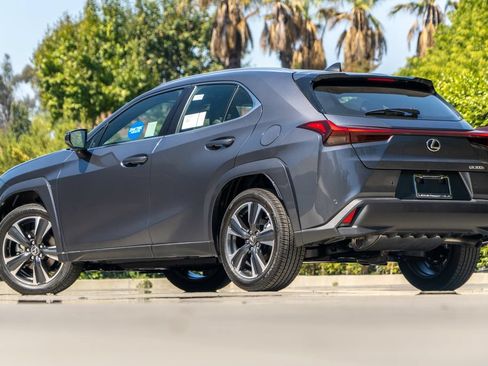 New 2026 Lexus UX 300h FWD image 2