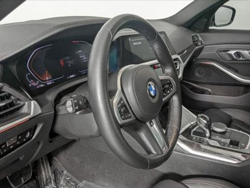 Used 2021 BMW 330i Sedan w/ M Sport Package RWD image 24