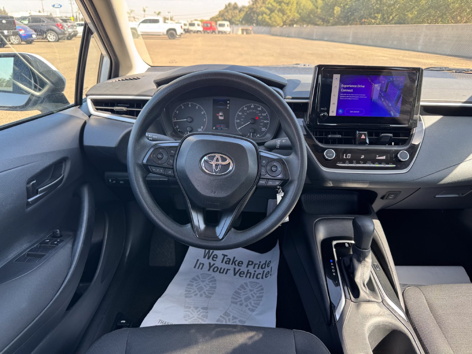 Used 2025 Toyota Corolla LE FWD image 16