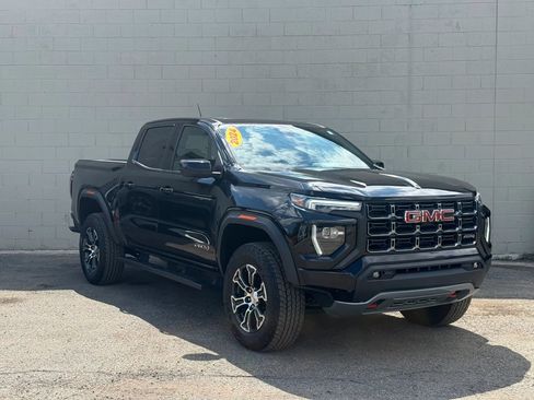 Used 2024 GMC Canyon AT4 w/ Canyon Safety Plus Package AWD/4WD image 14