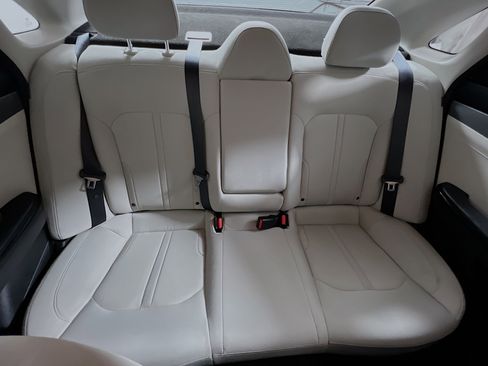 Used 2021 Kia K5 LXS image 33