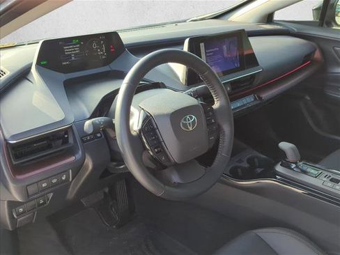 Used 2024 Toyota Prius Prime image 11