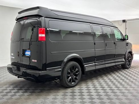 New 2026 GMC Savana 2500 Extended w/ Driver Convenience Package RWD image 8