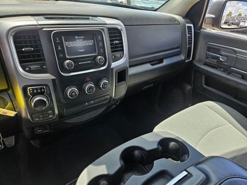 Used 2021 RAM 1500 Classic SLT AWD/4WD image 21